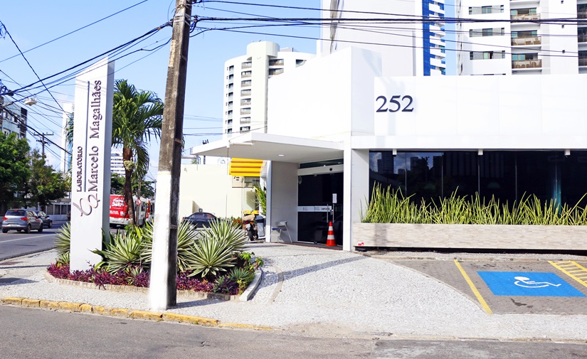 Boa Viagem II - Rua Raul Azedo, 252, Recife – PE.
